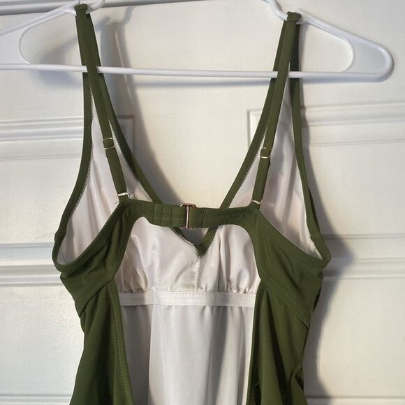 Shade & Shore Palm Plunge Tie Front Wrap Cheeky One Piece Swimsuit Size Small - Picture 5 of 6